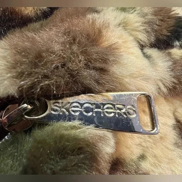 Skechers | small, camouflage faux fur backpack - Picture 10 of 16